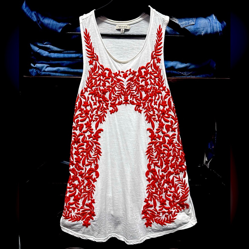 Women’s Embroidered Tank Top Size S